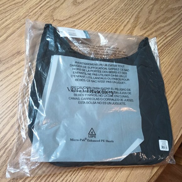 NEW Vera Bradley Black Hobo Ultralight Quilted Shoulder Bag Tote - Picture 3 of 5